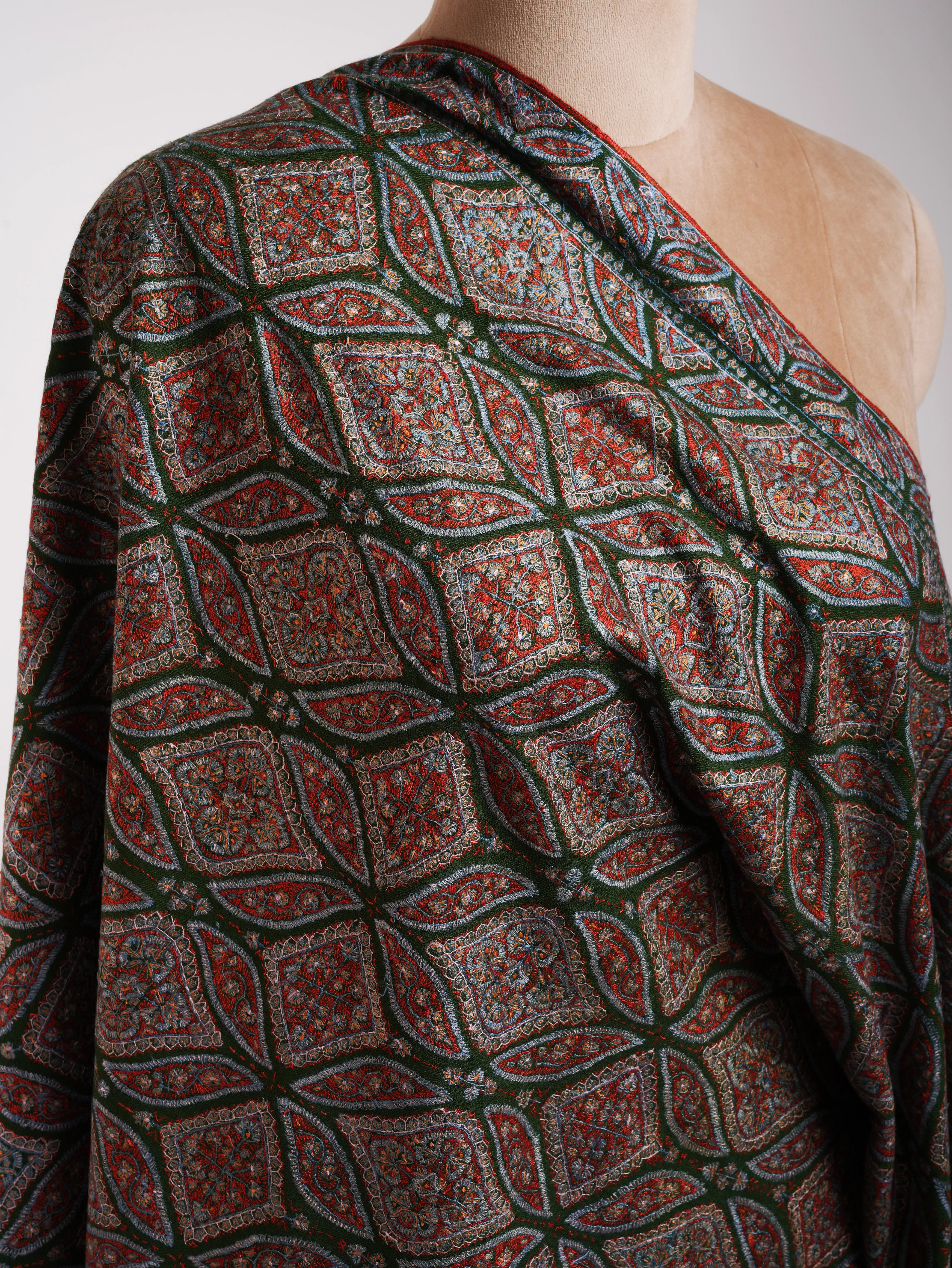 Dark Green Sozni Embroidered Pashmina Jamavar Shawl