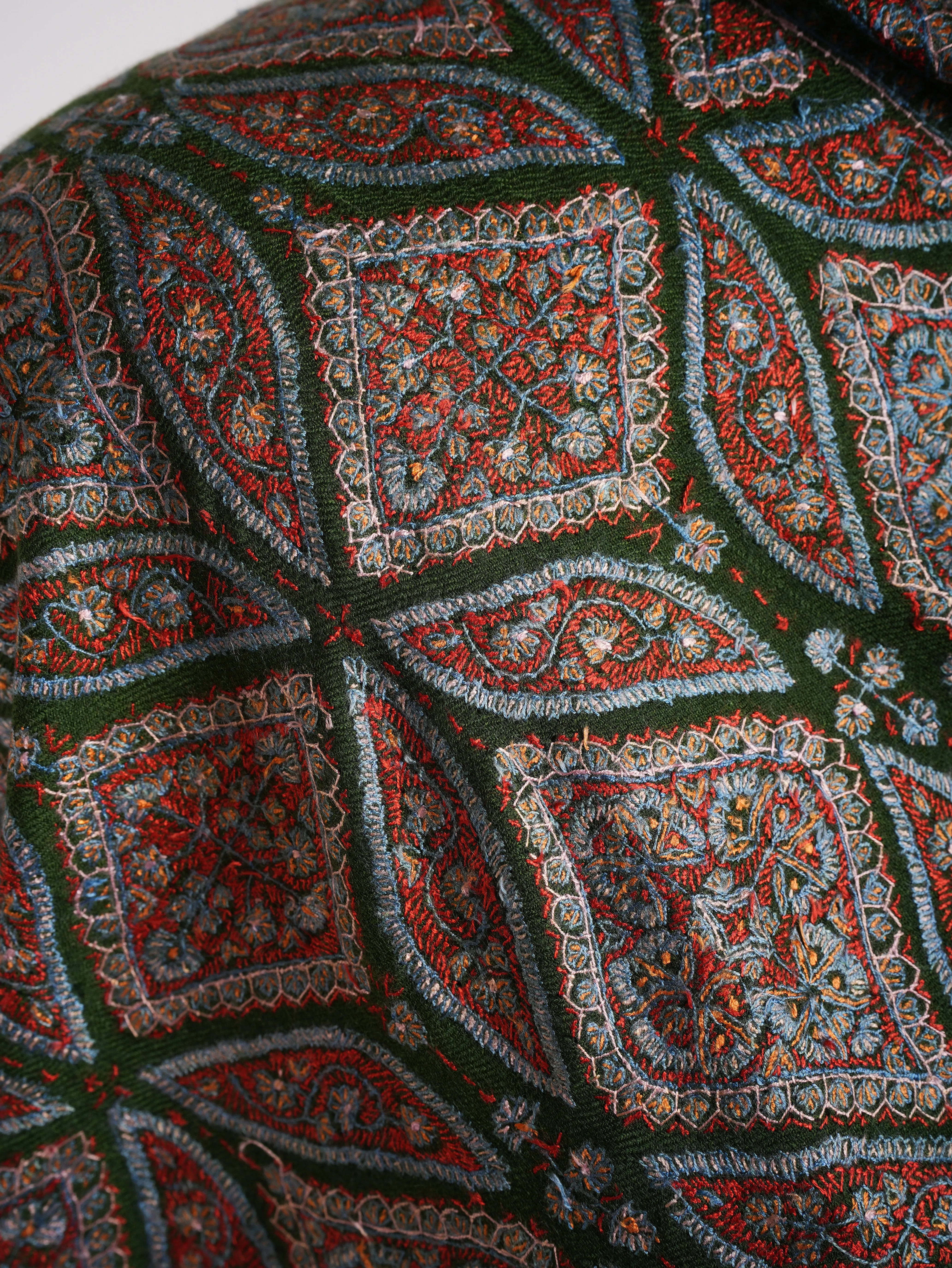 Dark Green Sozni Embroidered Pashmina Jamavar Shawl