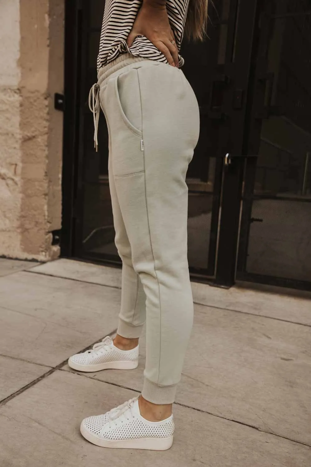 Kourtney Sweatpants in Sage