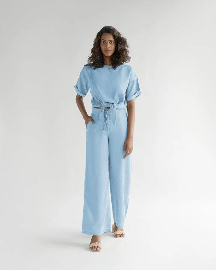 Twist and Sway Blue Crop Top